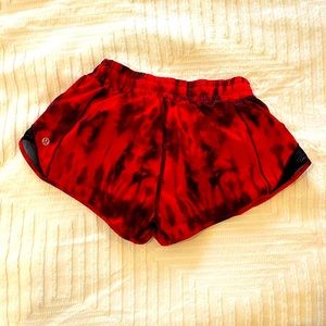 Lululemon hotty hot shorts size 4